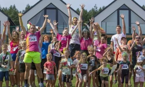 Wakacje z naturą – drewniane domki, las i plaża w jednym miejscu