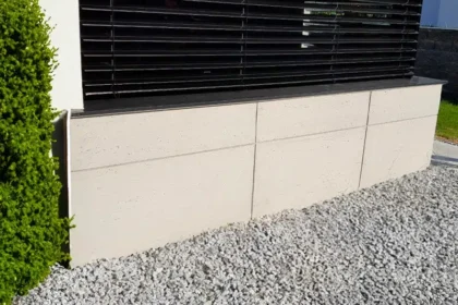 Płyta elewacyjna – dlaczego to nowoczesne rozwiązanie dla trwałych i estetycznych fasad?